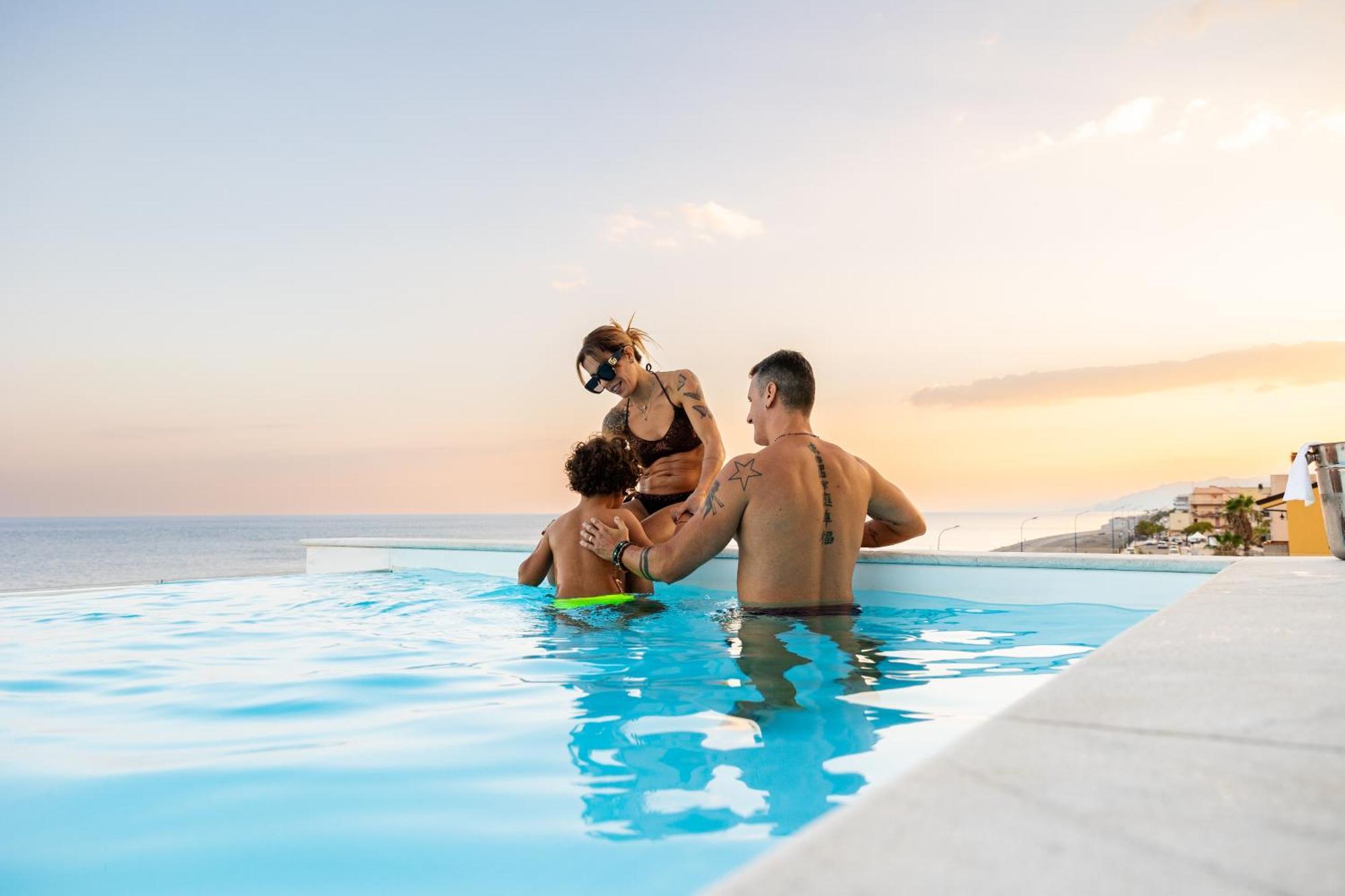 Marino Wellness Hotel Ali Terme Exterior photo